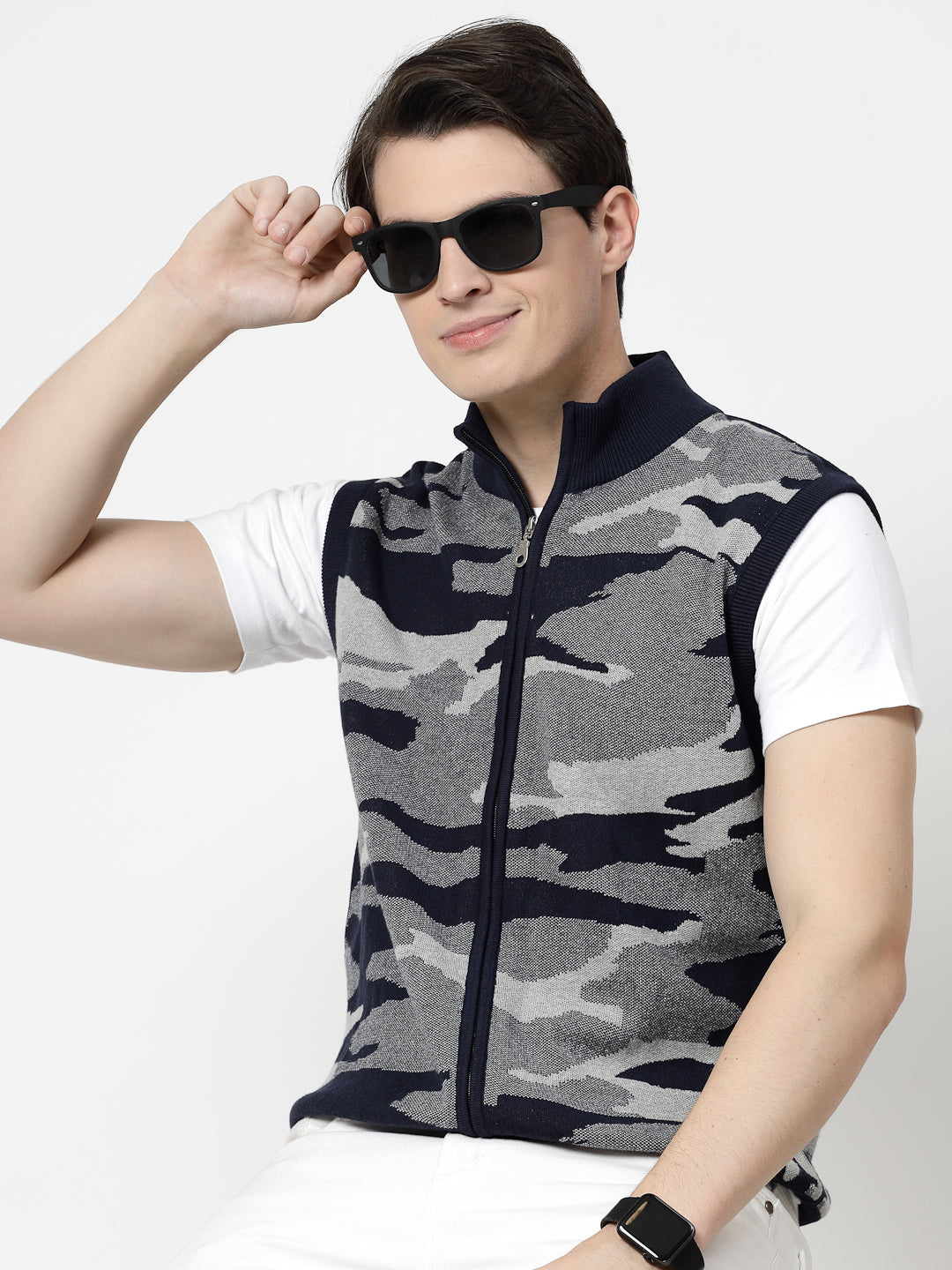 Front Zip Camouflage Knit Sleeveless Sweater